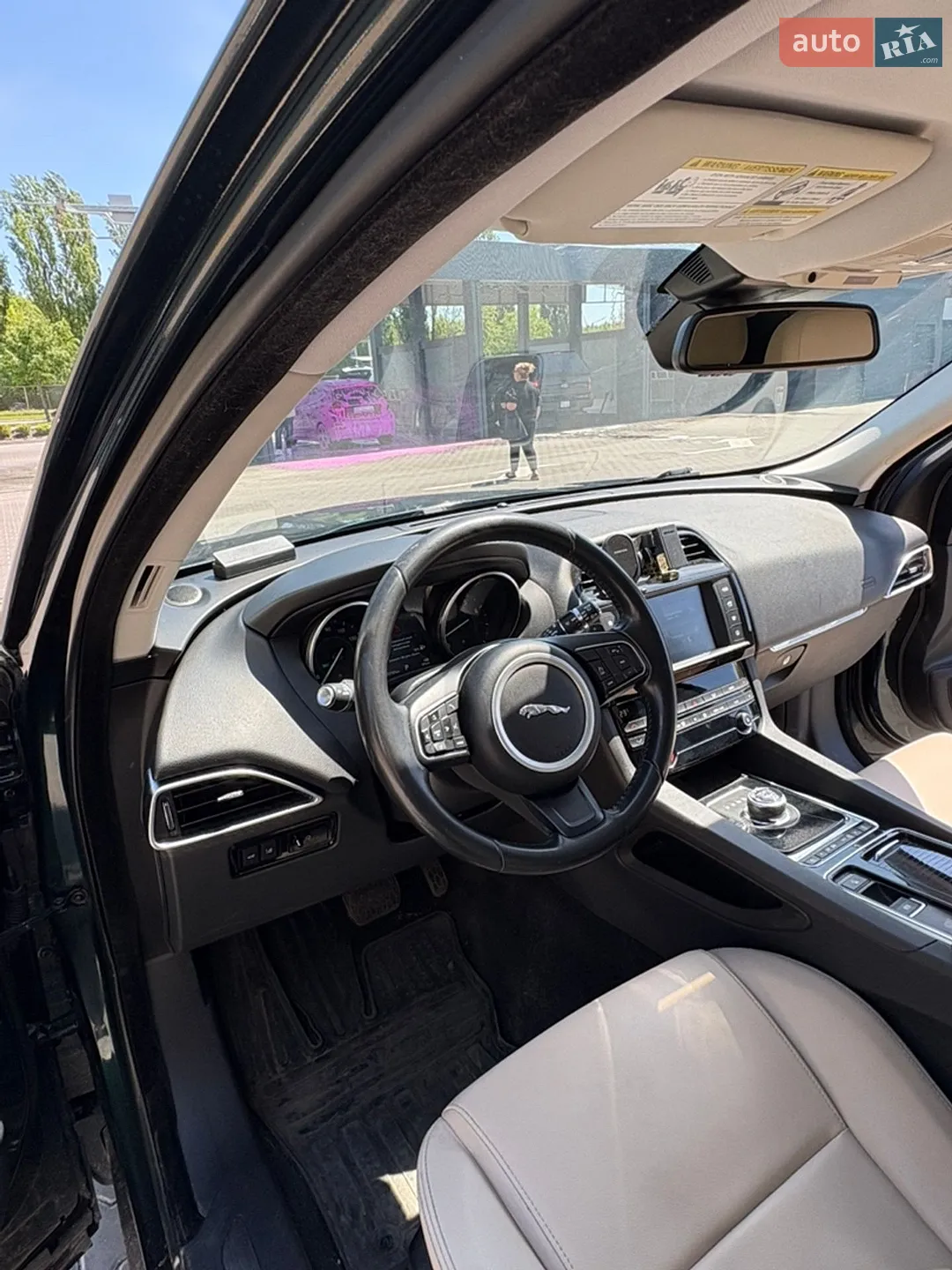 2017 Jaguar F-Pace - мініатюра 15