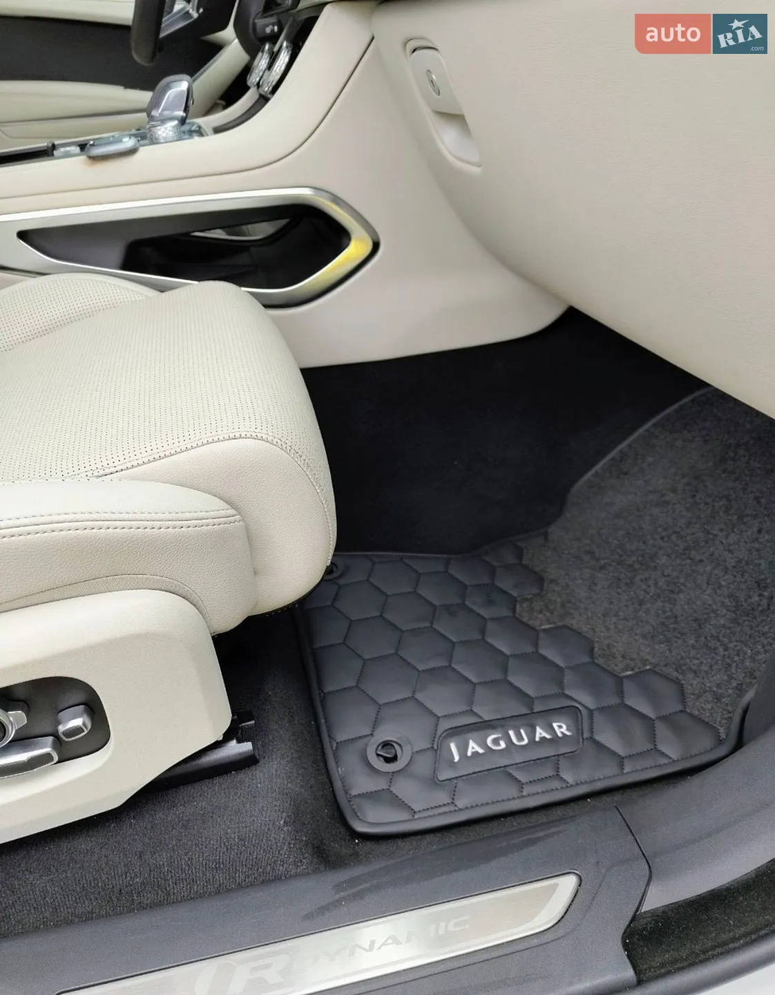 2021 Jaguar F-Pace - мініатюра 18