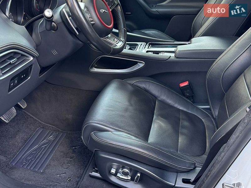 Внедорожник / Кроссовер Jaguar F-Pace 2019 в Киеве