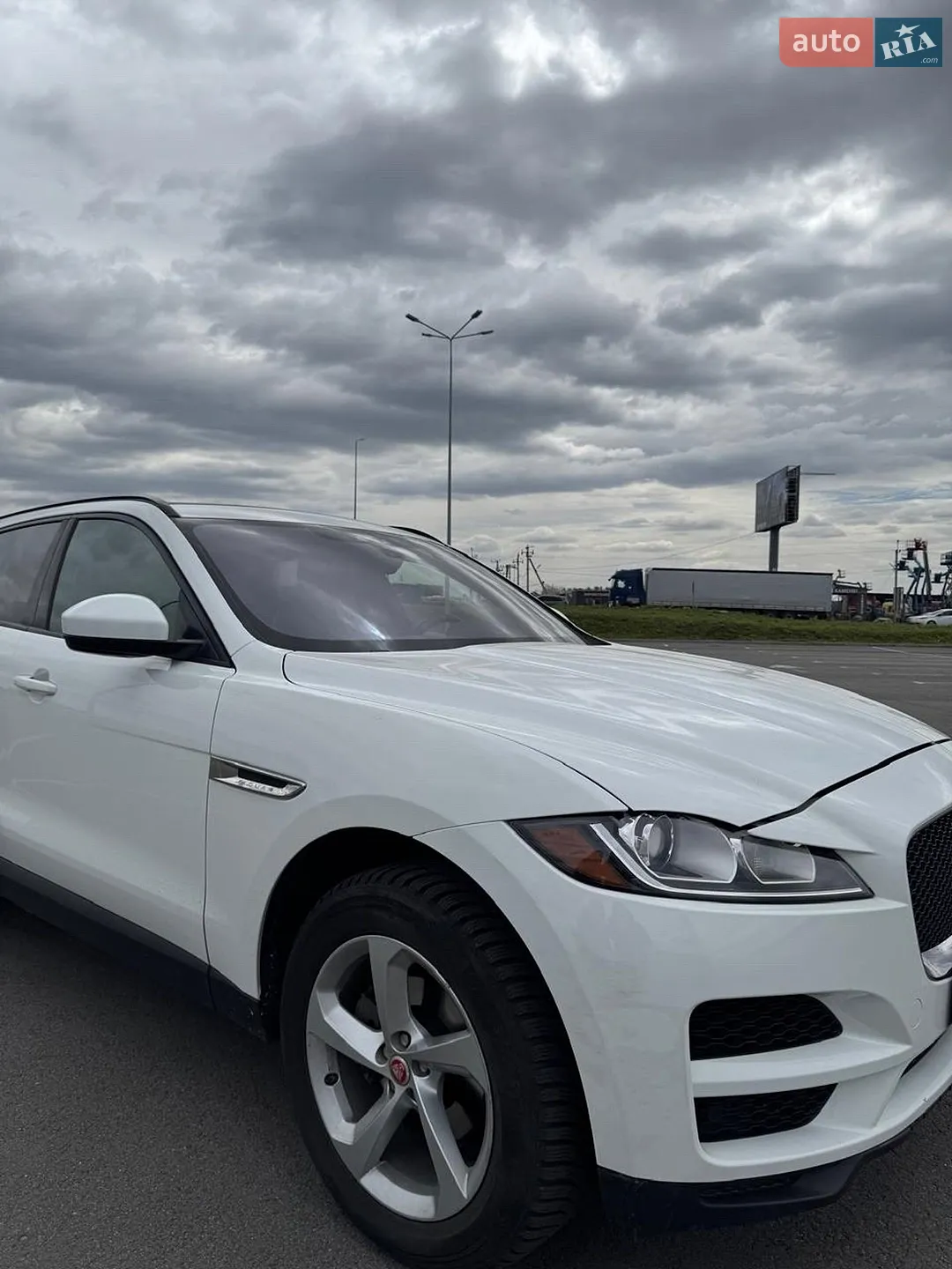2016 Jaguar F-Pace - мініатюра 5