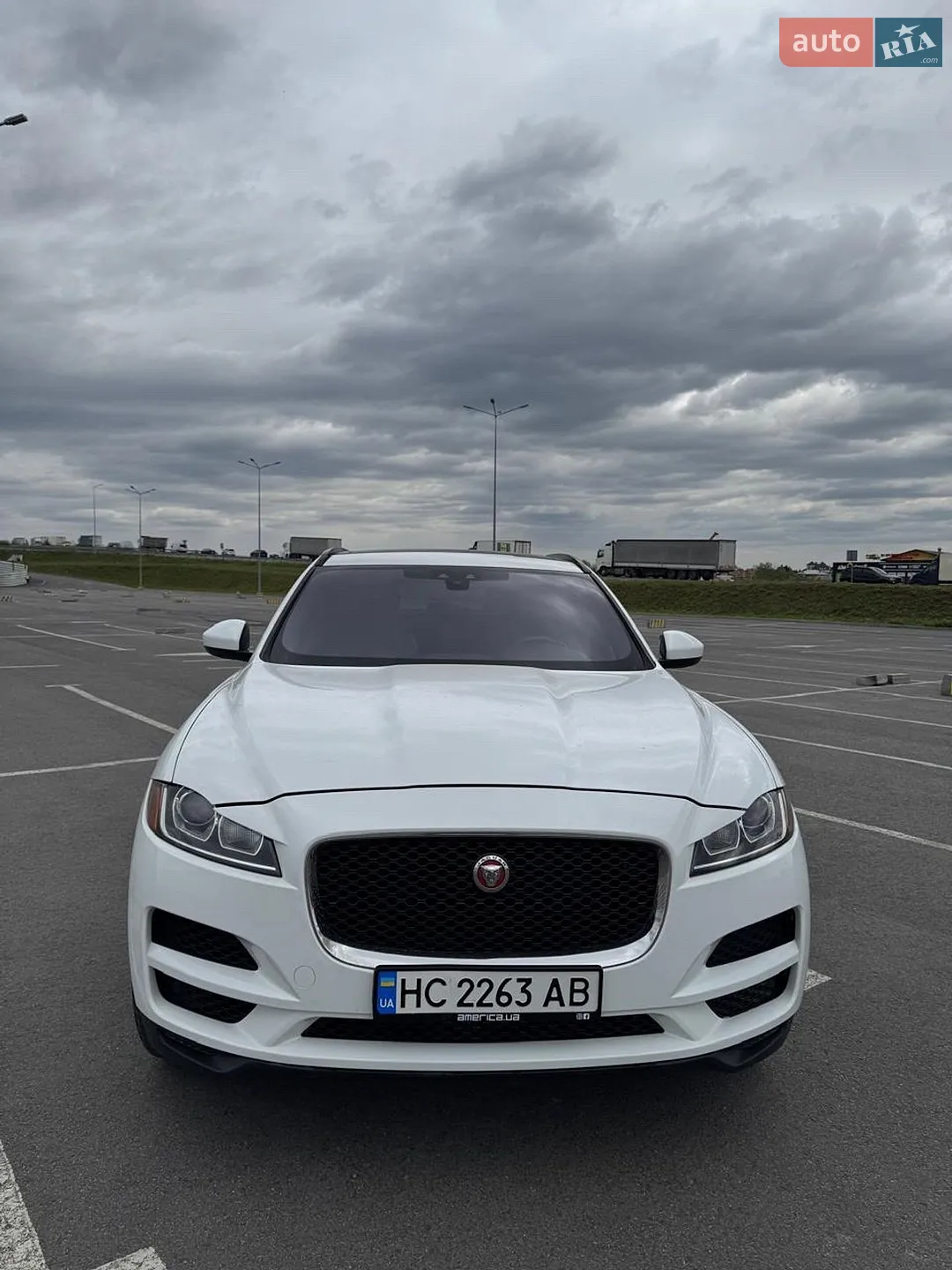 2016 Jaguar F-Pace - мініатюра 15