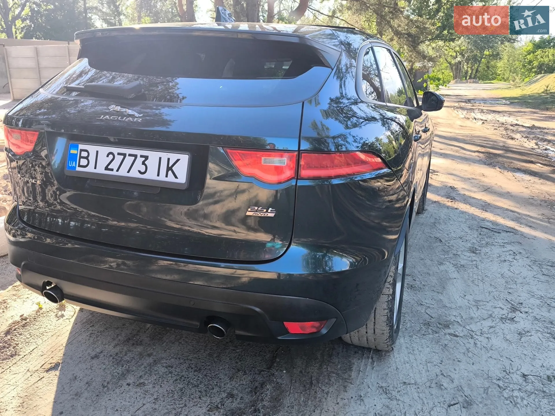 2017 Jaguar F-Pace - мініатюра 23