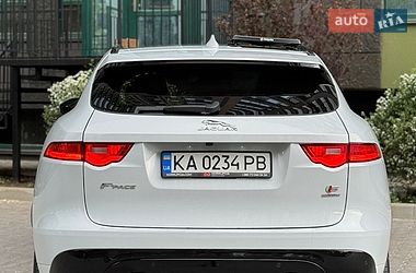 Внедорожник / Кроссовер Jaguar F-Pace 2016 в Киеве