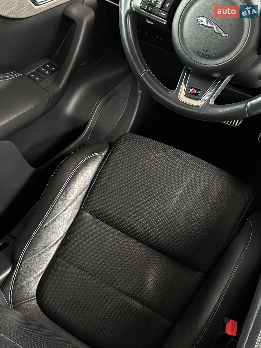 2016 Jaguar F-Pace - мініатюра 33