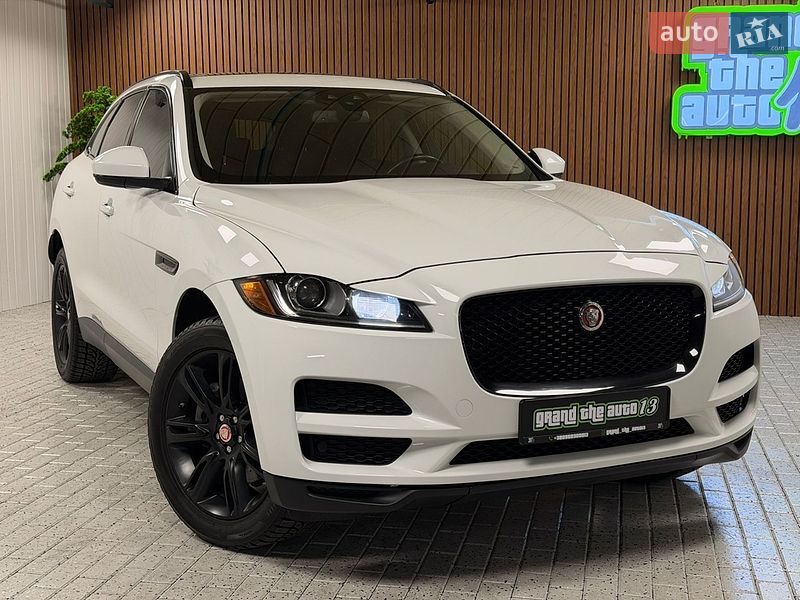 Внедорожник / Кроссовер Jaguar F-Pace 2016 в Киеве