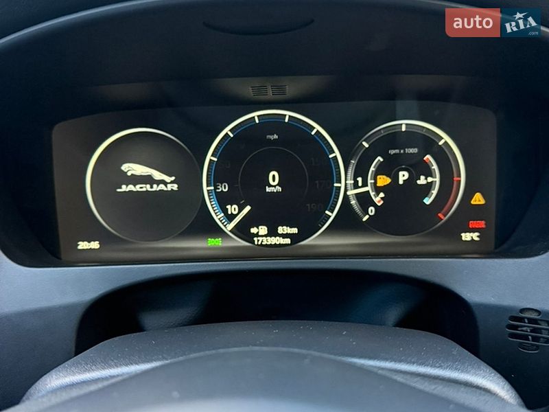 Внедорожник / Кроссовер Jaguar F-Pace 2017 в Луцке