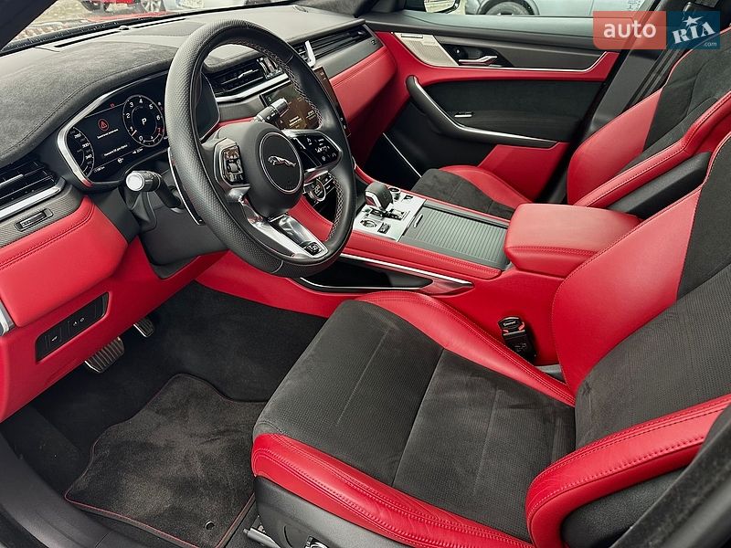 Позашляховик / Кросовер Jaguar F-Pace 2021 в Дніпрі