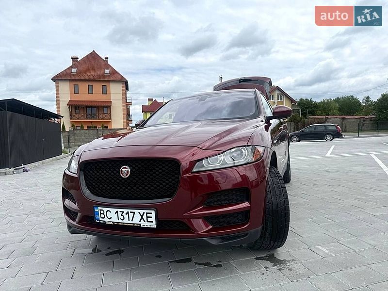 Jaguar F-Pace 2016