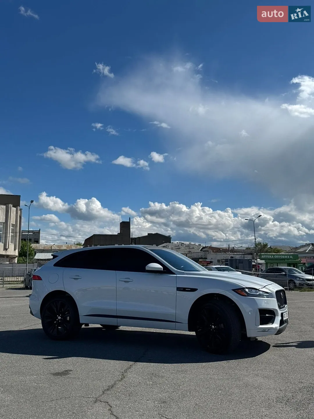 2018 Jaguar F-Pace - мініатюра 4