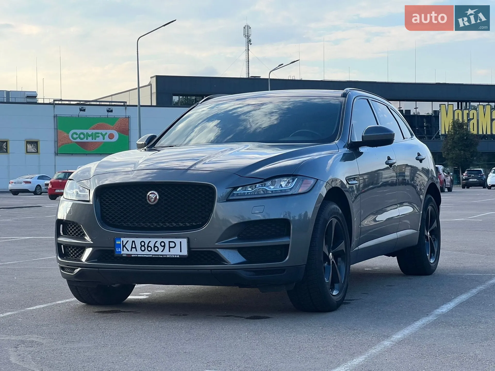 2016 Jaguar F-Pace - мініатюра 19