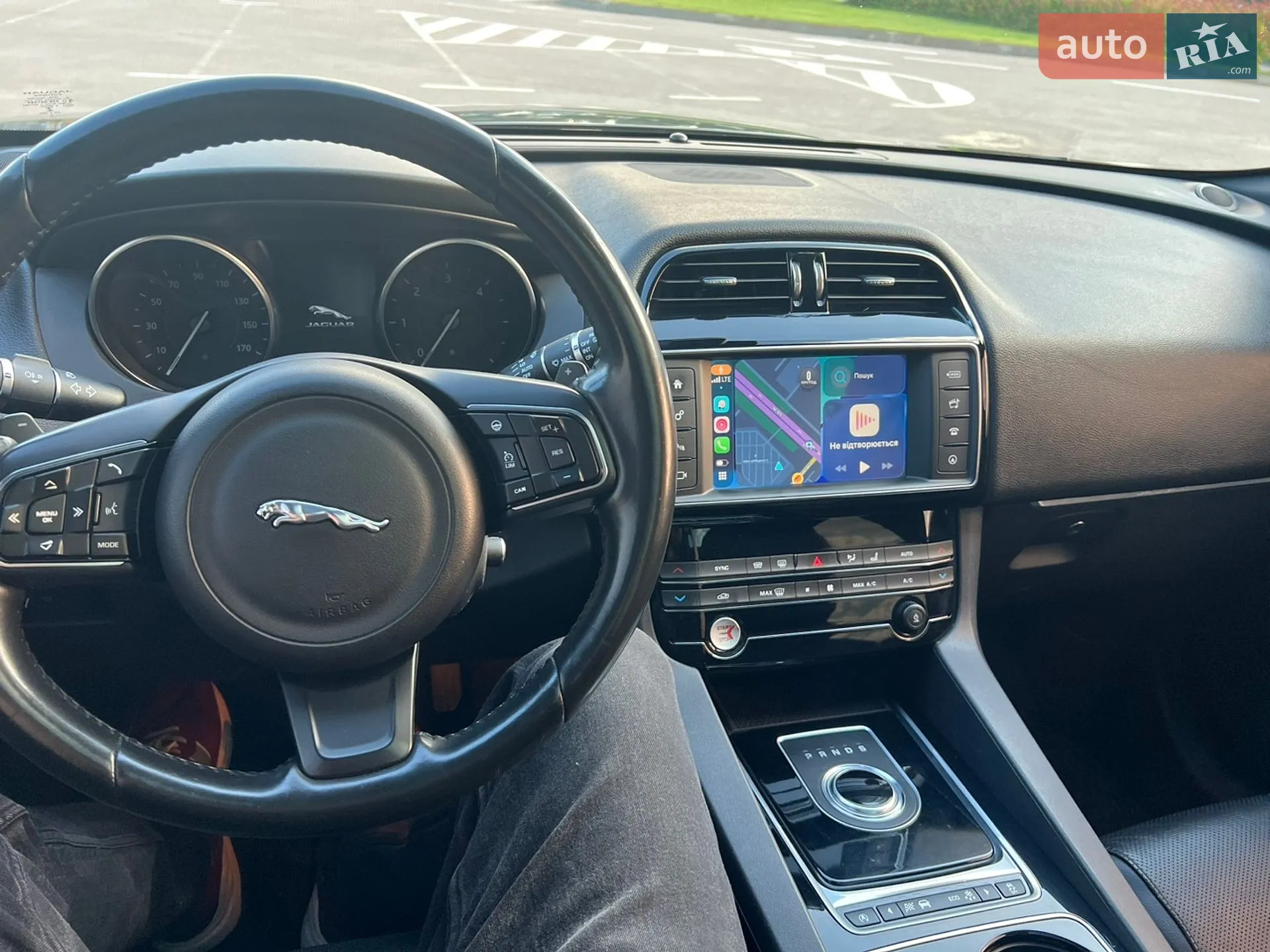 2016 Jaguar F-Pace - мініатюра 28
