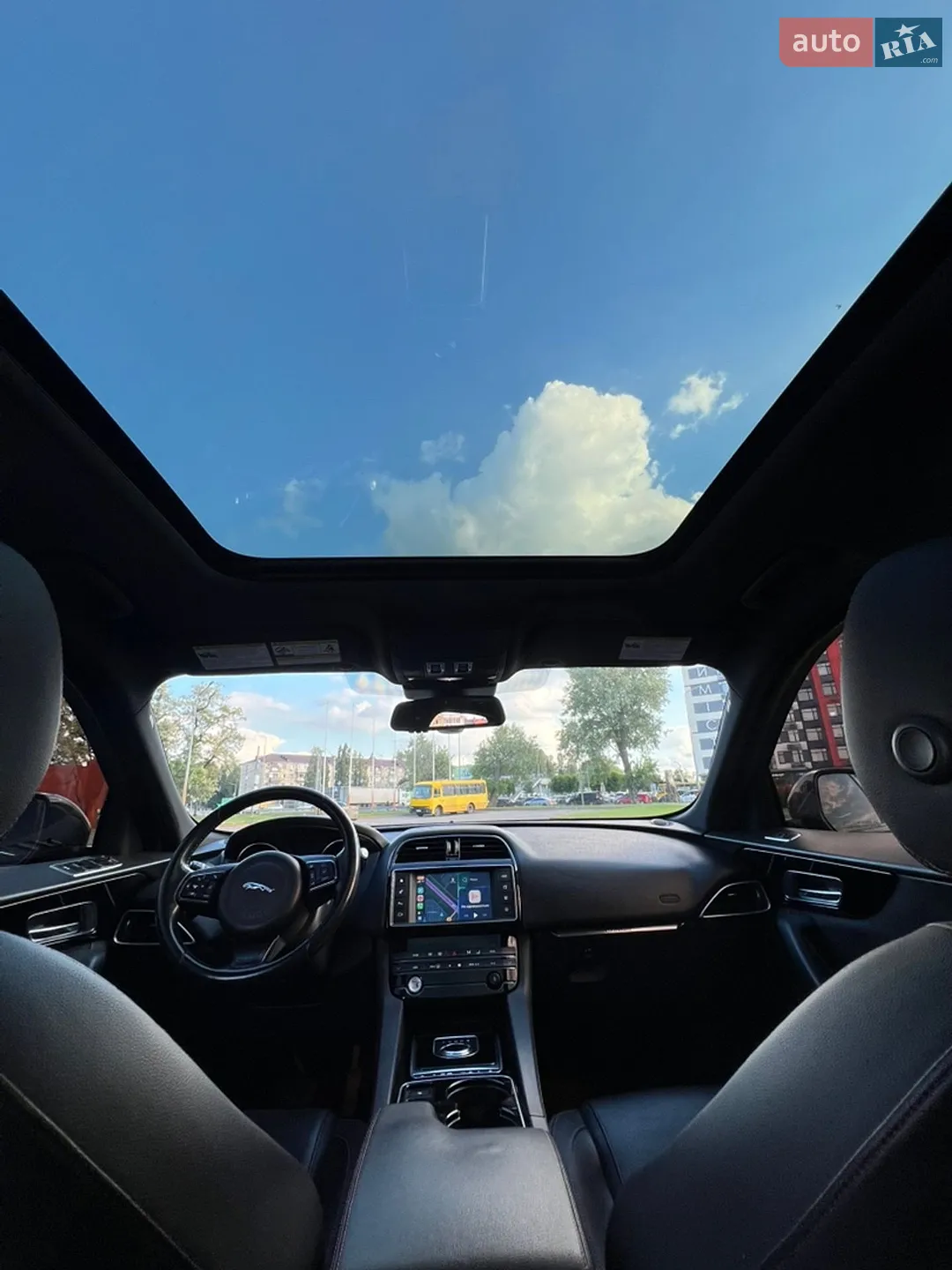 2016 Jaguar F-Pace - мініатюра 30