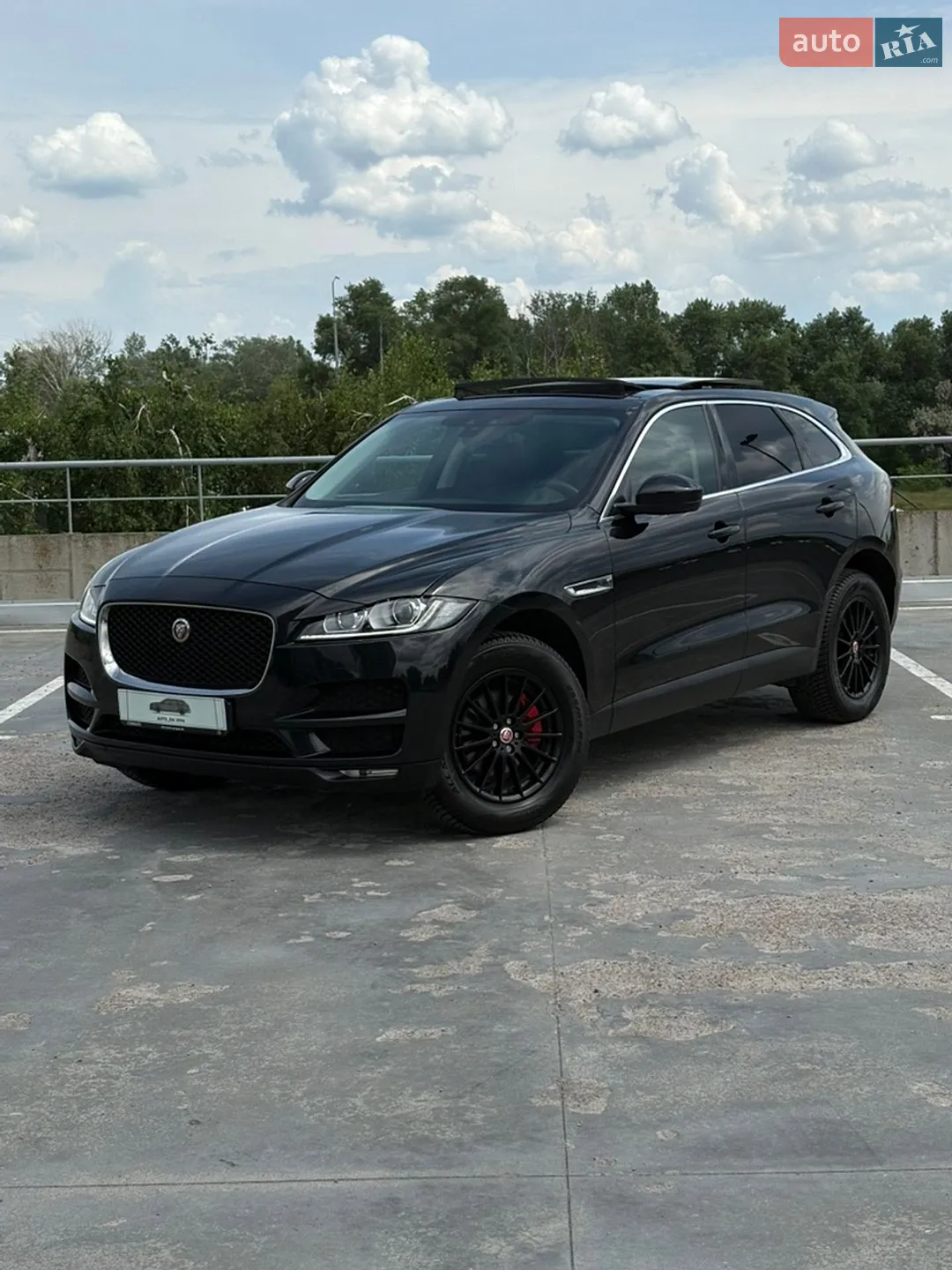 2016 Jaguar F-Pace - мініатюра 3