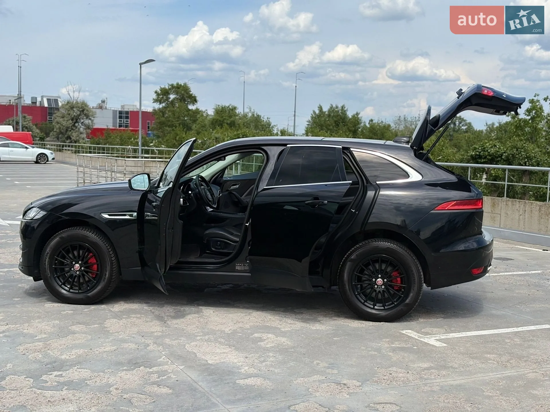 2016 Jaguar F-Pace - мініатюра 13