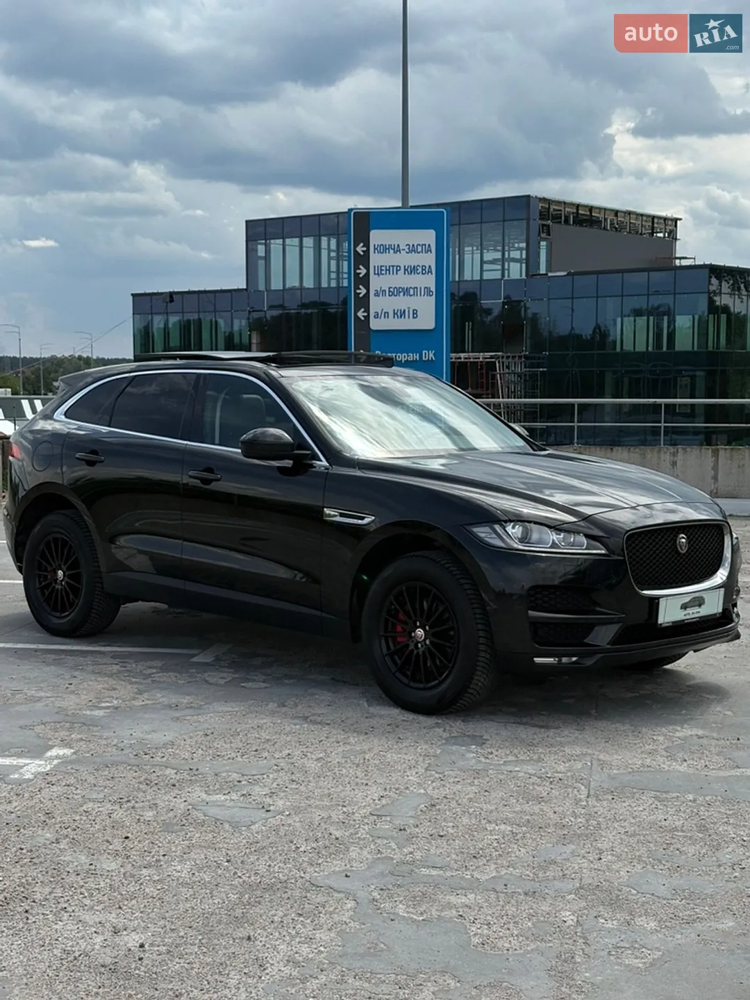 2016 Jaguar F-Pace - мініатюра 29