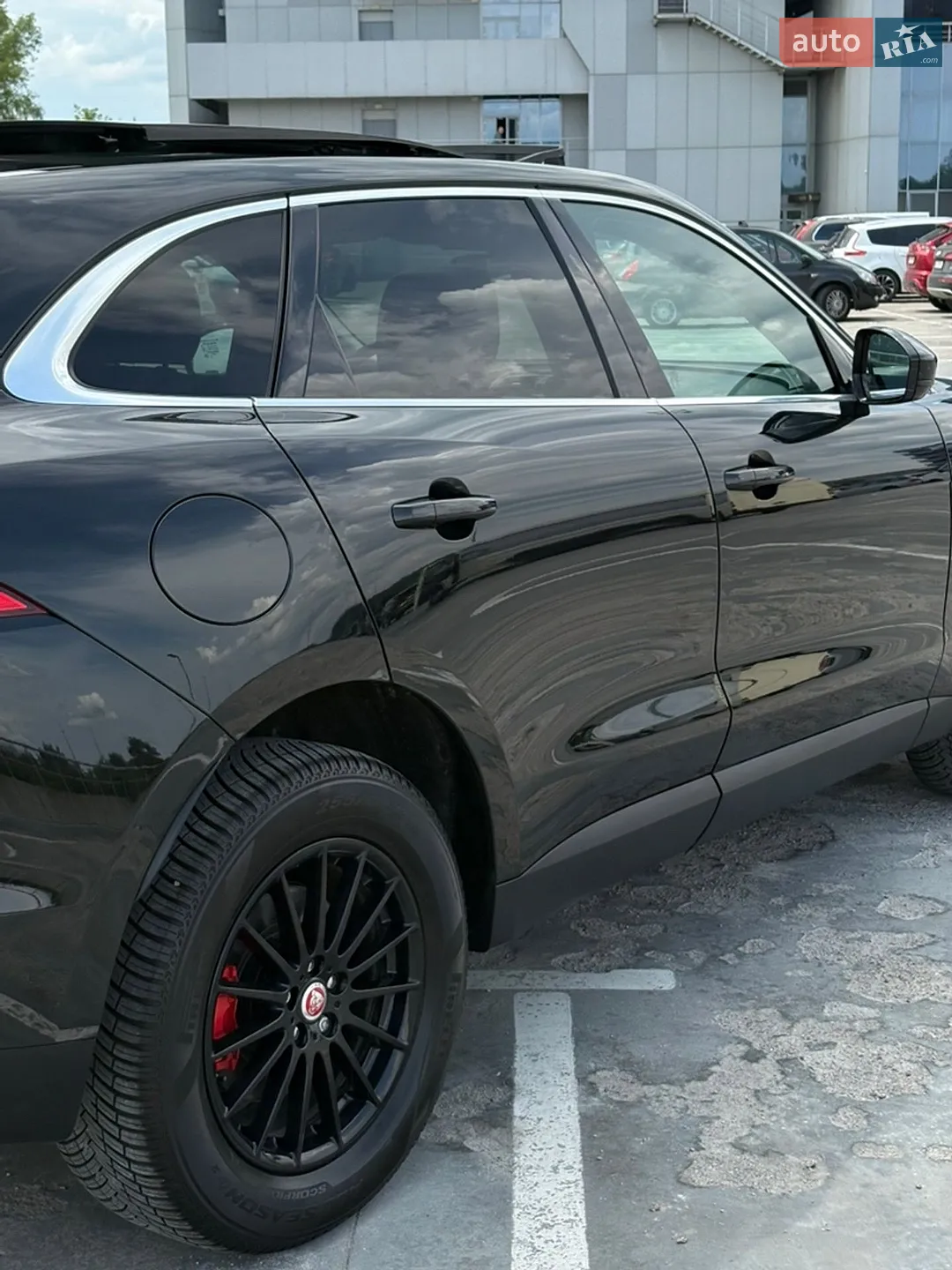 2016 Jaguar F-Pace - мініатюра 28