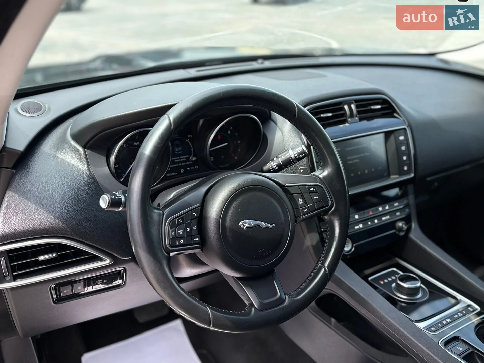 2016 Jaguar F-Pace - мініатюра 57