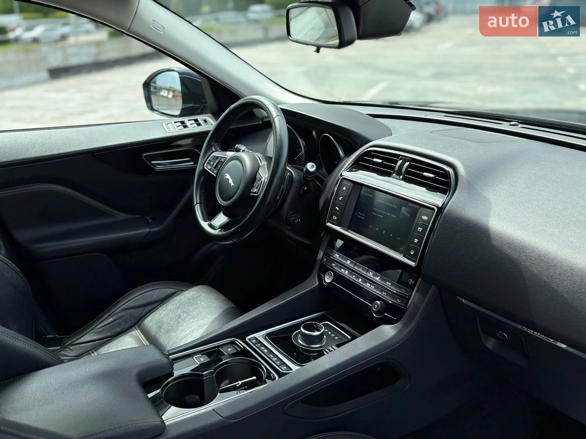 2016 Jaguar F-Pace - мініатюра 58