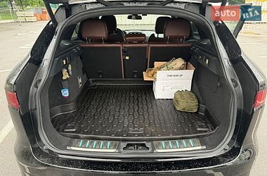 Позашляховик / Кросовер Jaguar F-Pace 2016 в Києві фото 18 Позашляховик / Кросовер Jaguar F-Pace 2016 в Києві