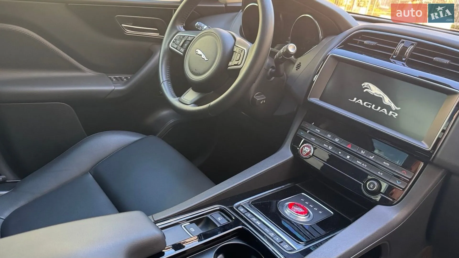 2020 Jaguar F-Pace - мініатюра 49