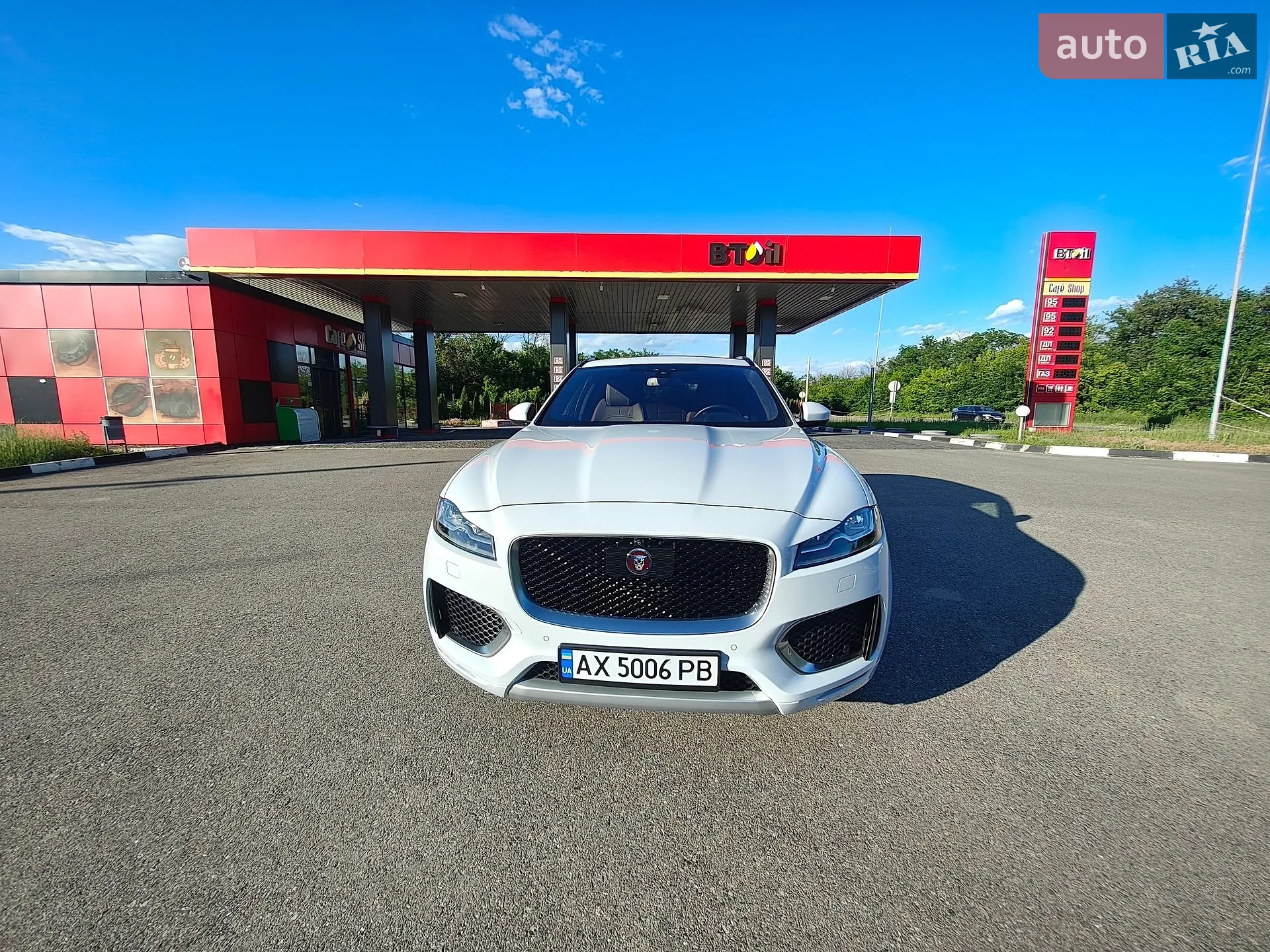 2016 Jaguar F-Pace - мініатюра 12