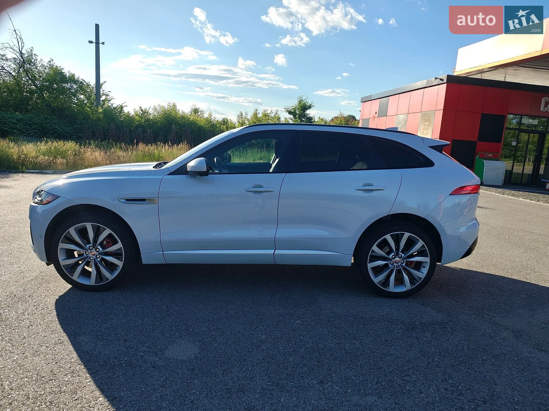 2016 Jaguar F-Pace - мініатюра 8