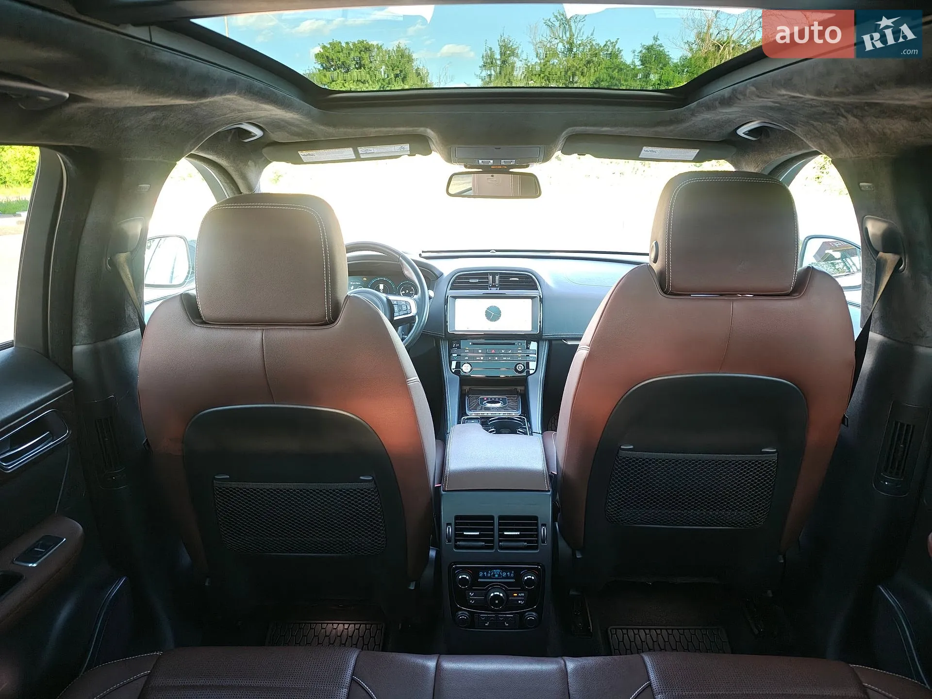 2016 Jaguar F-Pace - мініатюра 40