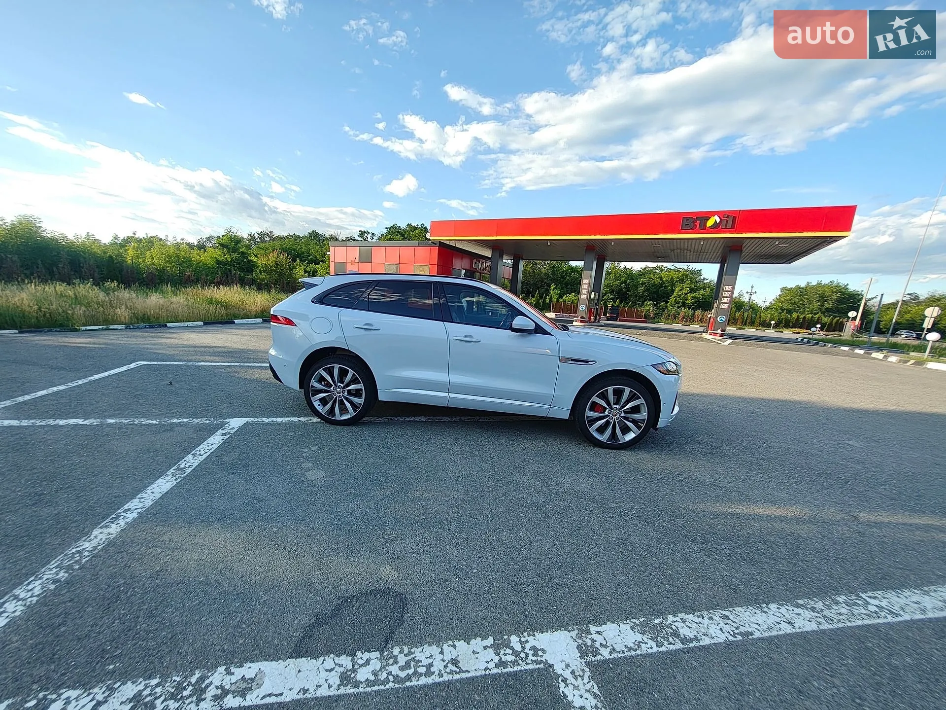 2016 Jaguar F-Pace - мініатюра 47