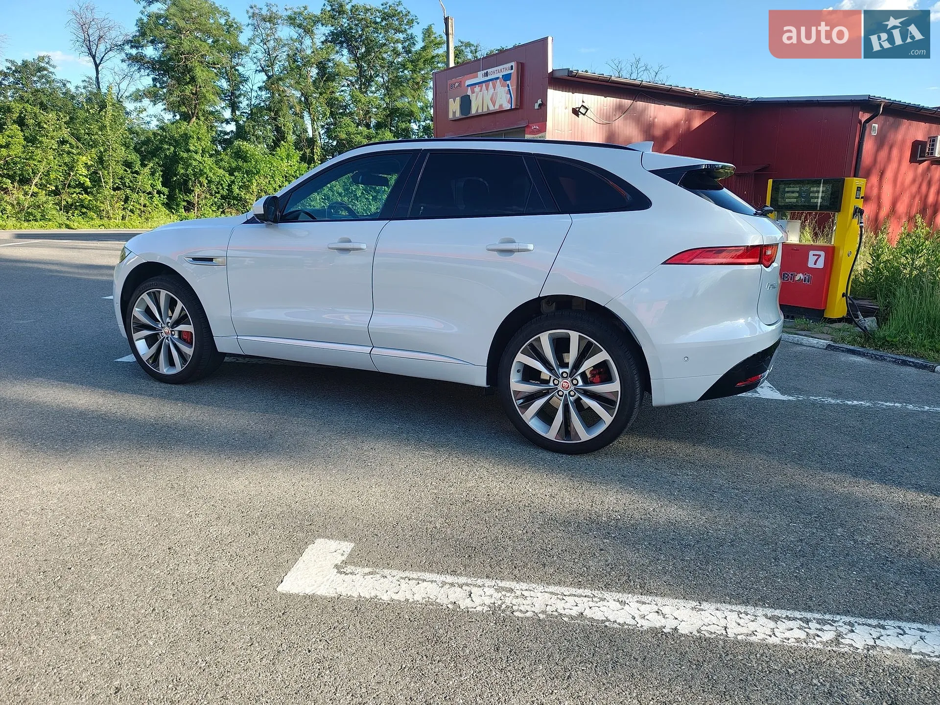 2016 Jaguar F-Pace - мініатюра 48