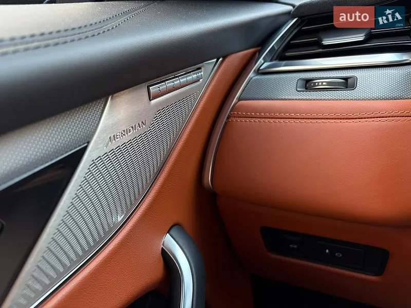 Jaguar F-Pace 2023 VIN SADCA2BE6RA726374 фото оголошення 9 з 112