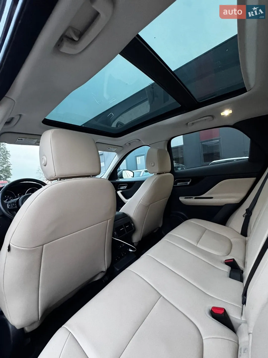 2018 Jaguar F-Pace - мініатюра 27