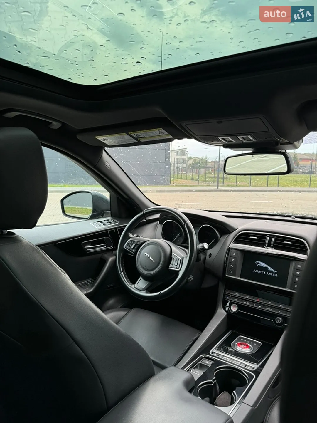 2016 Jaguar F-Pace - мініатюра 9