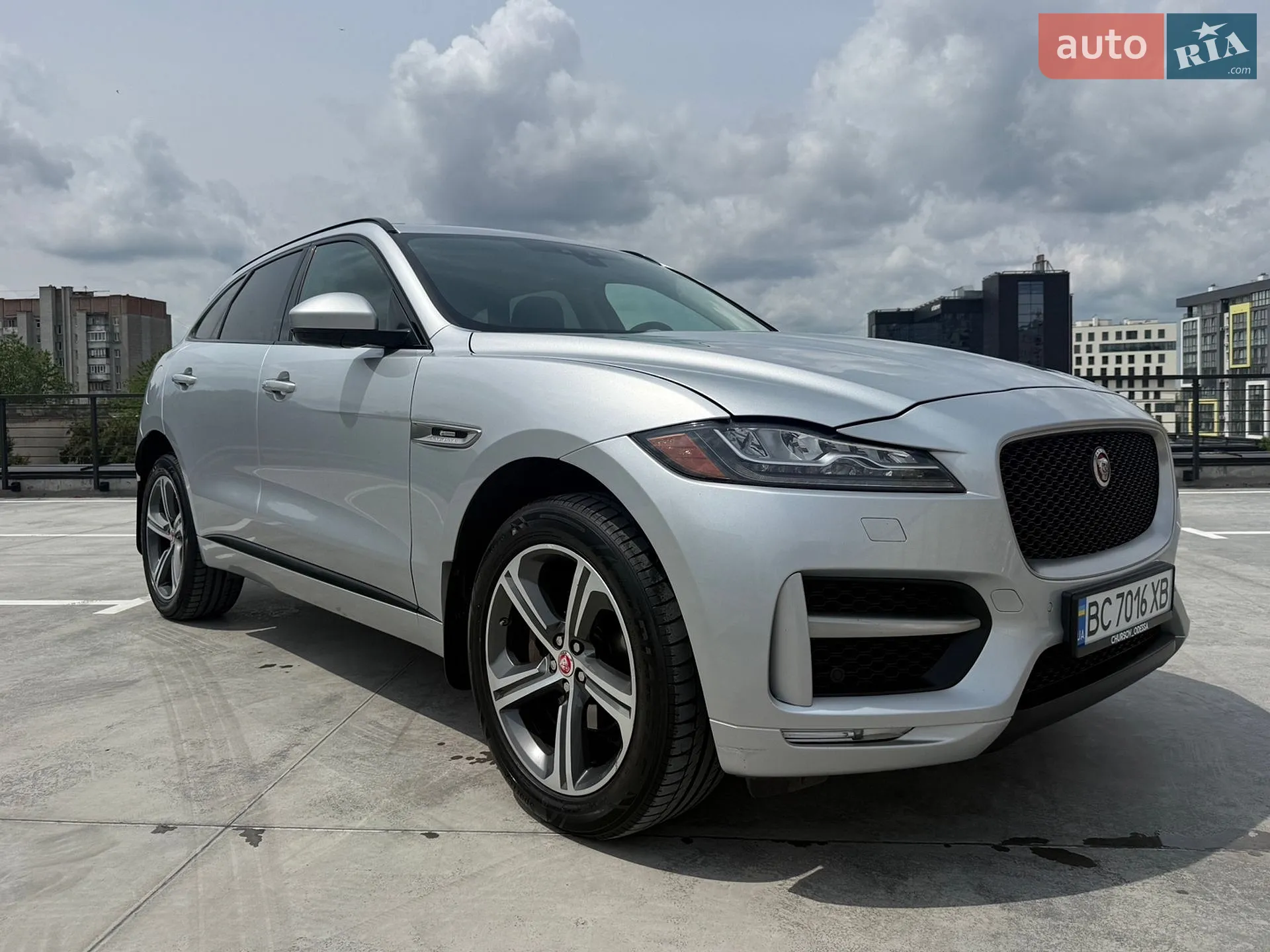 2017 Jaguar F-Pace - мініатюра 3