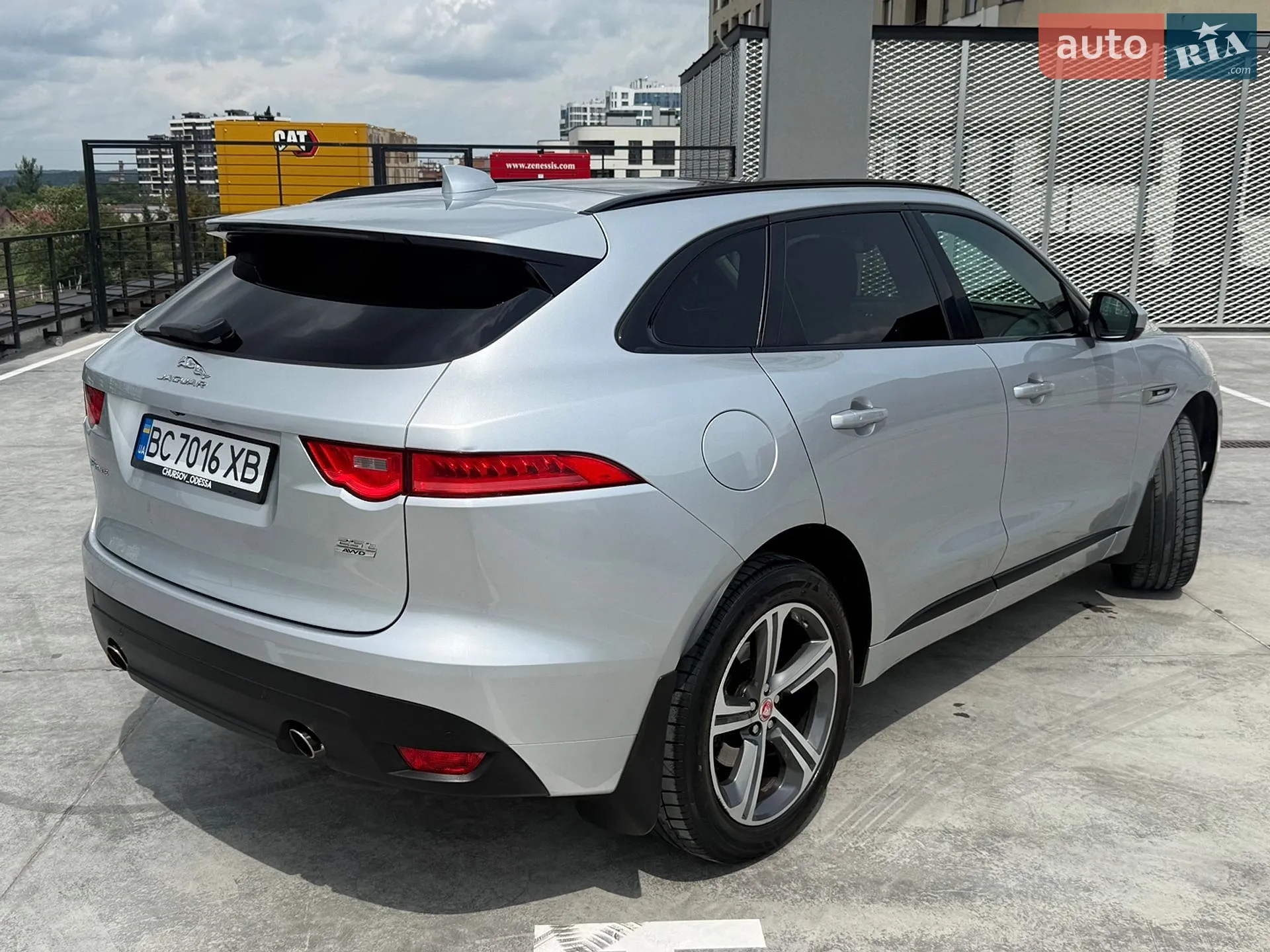 2017 Jaguar F-Pace - мініатюра 11