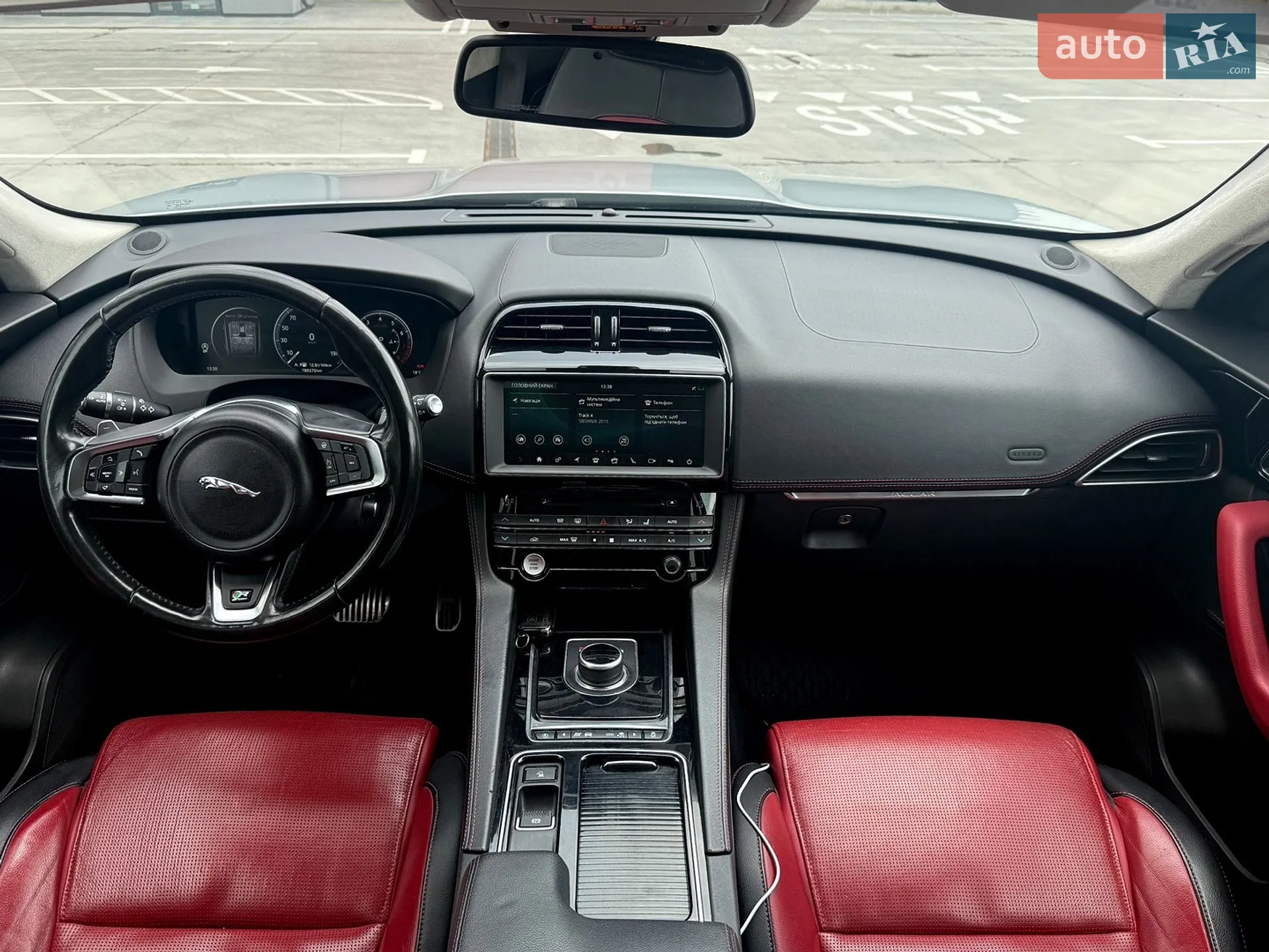 2017 Jaguar F-Pace - мініатюра 37