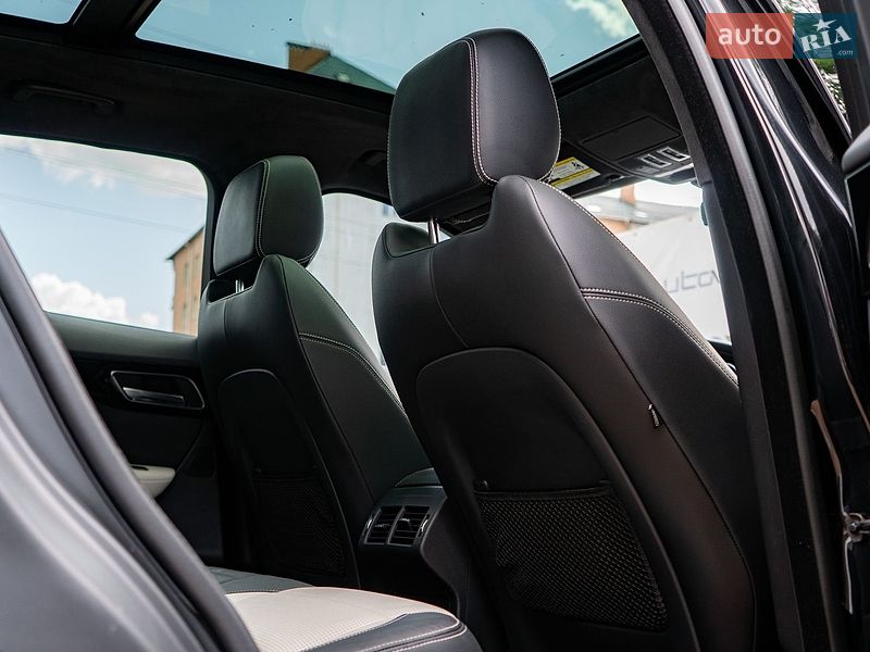 Внедорожник / Кроссовер Jaguar F-Pace 2019 в Киеве