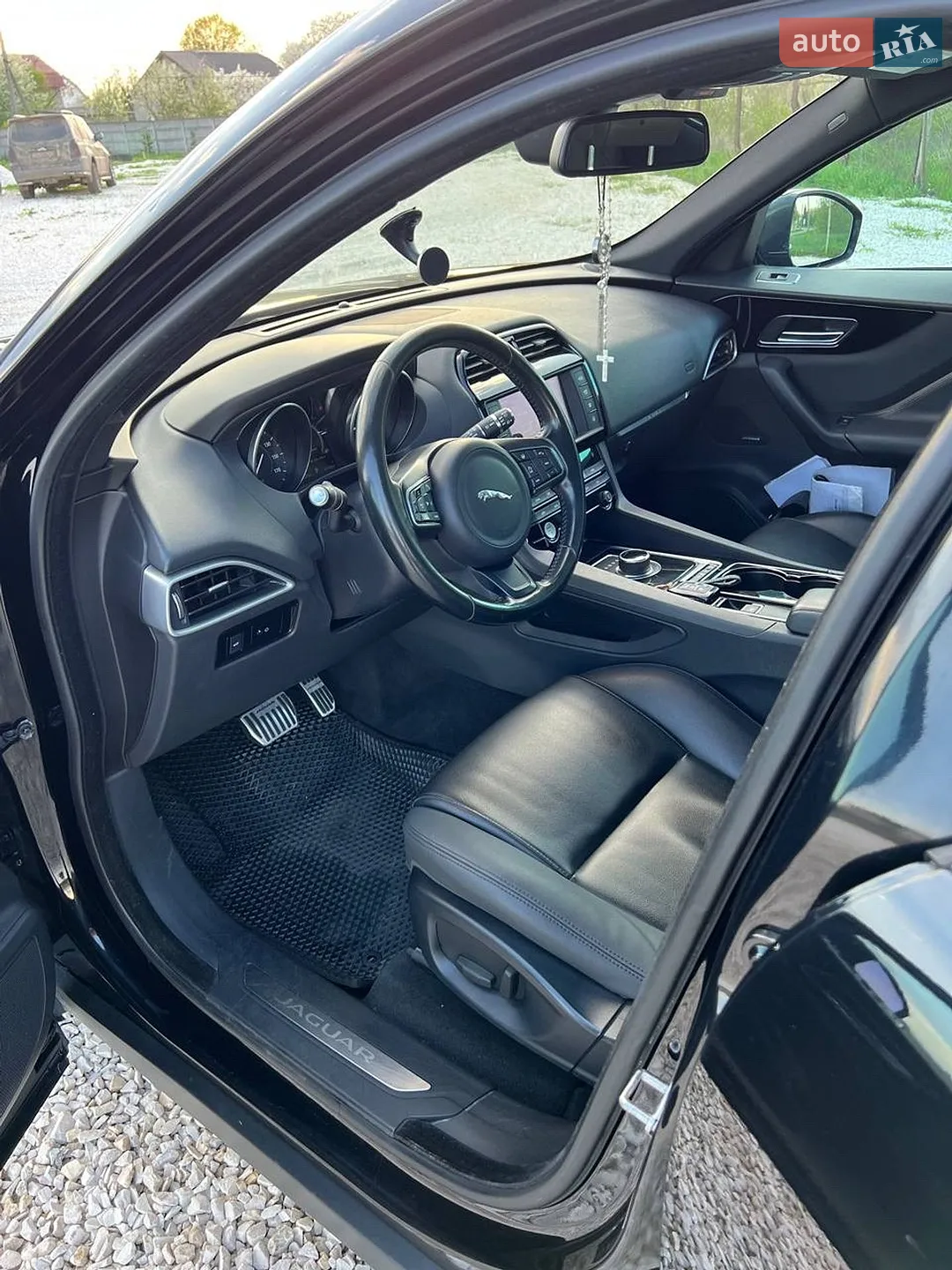 2016 Jaguar F-Pace - мініатюра 31