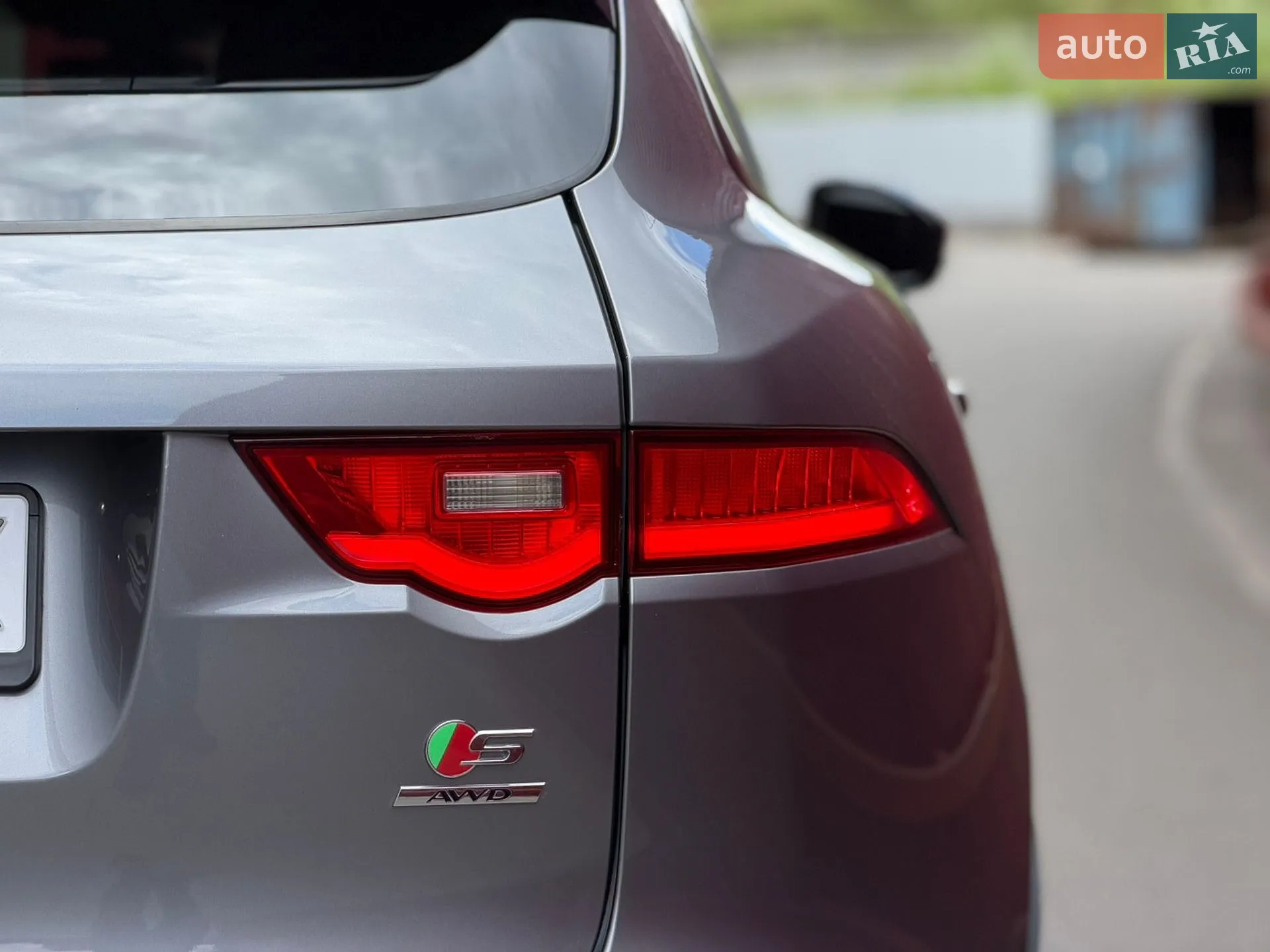2019 Jaguar F-Pace - мініатюра 14