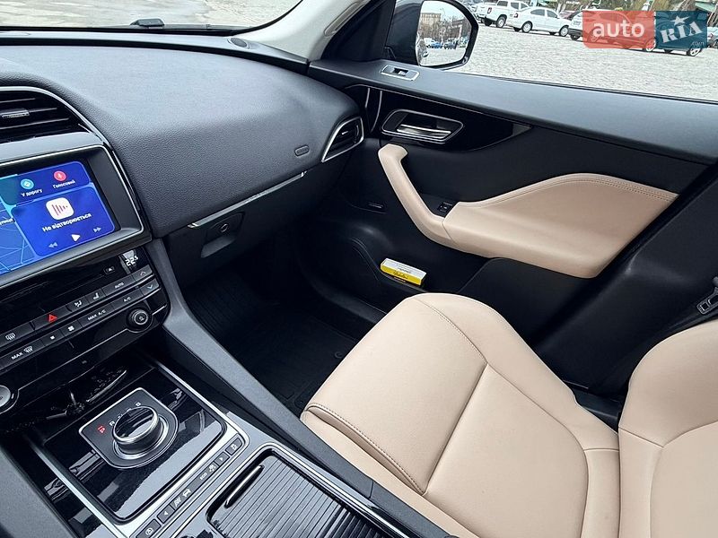 Внедорожник / Кроссовер Jaguar F-Pace 2017 в Харькове
