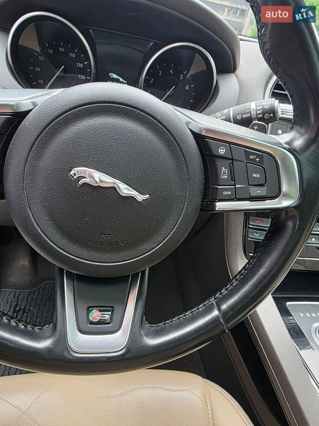 2016 Jaguar F-Pace - мініатюра 11