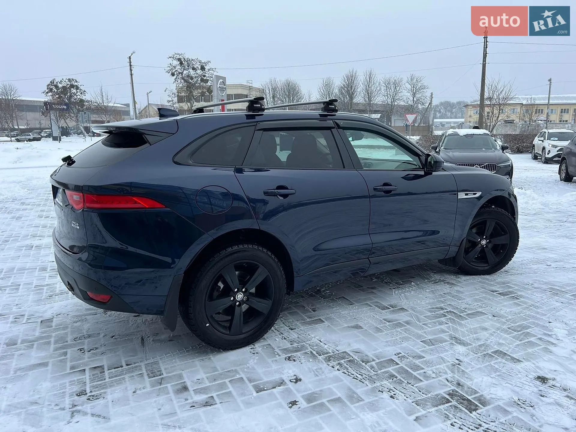 2017 Jaguar F-Pace - мініатюра 2