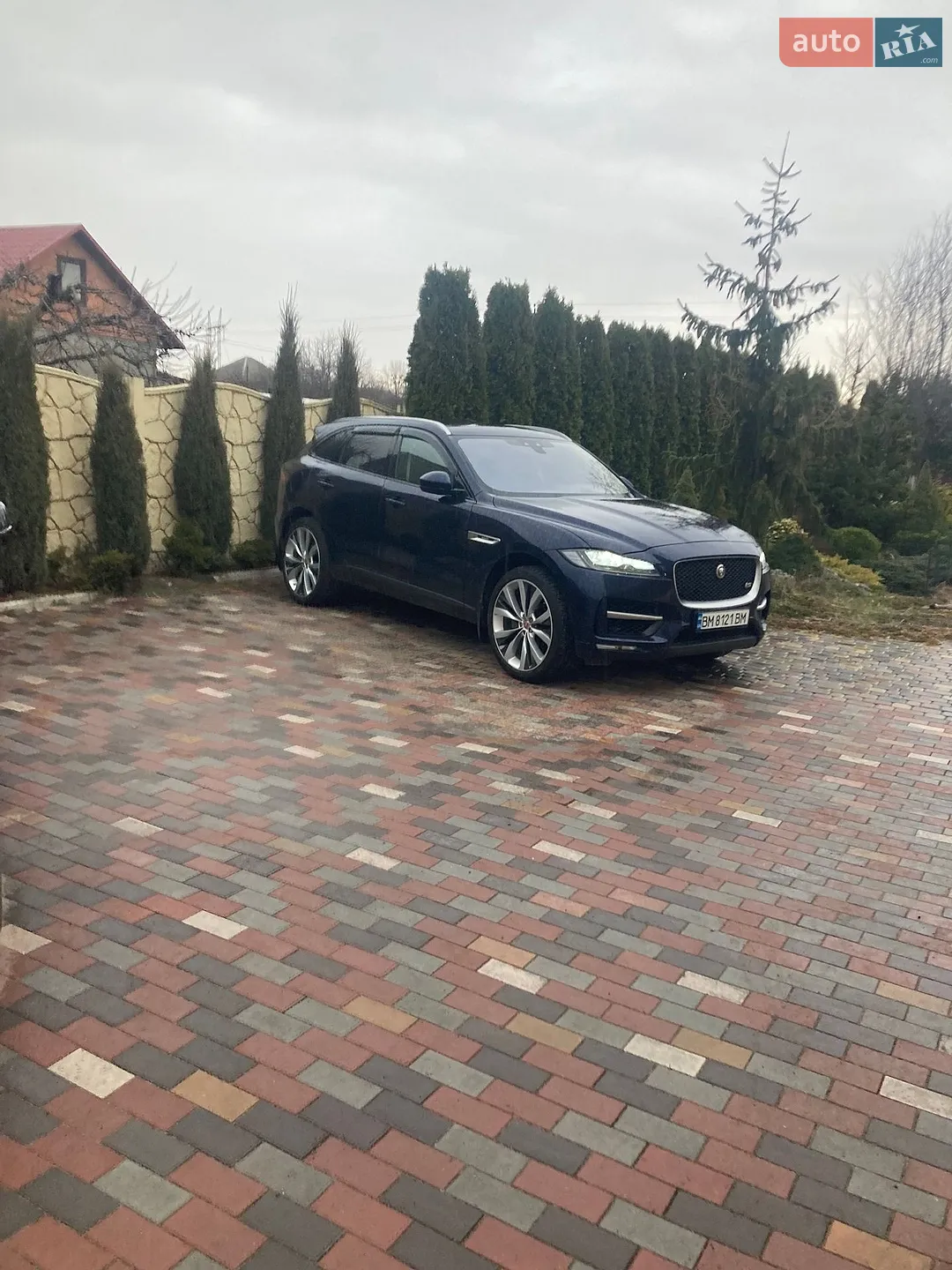 2017 Jaguar F-Pace - мініатюра 31