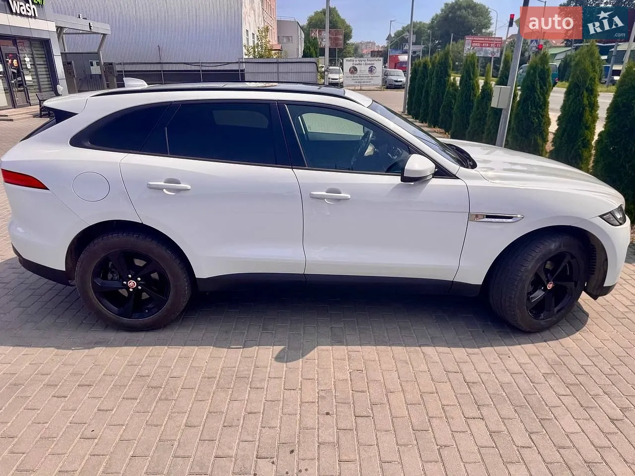 2017 Jaguar F-Pace - фото 1