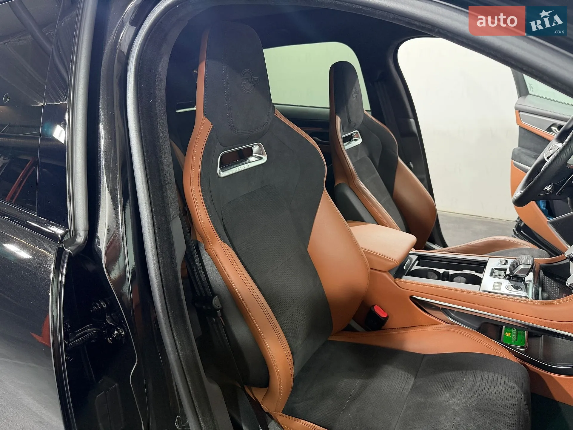 2023 Jaguar F-Pace - мініатюра 38