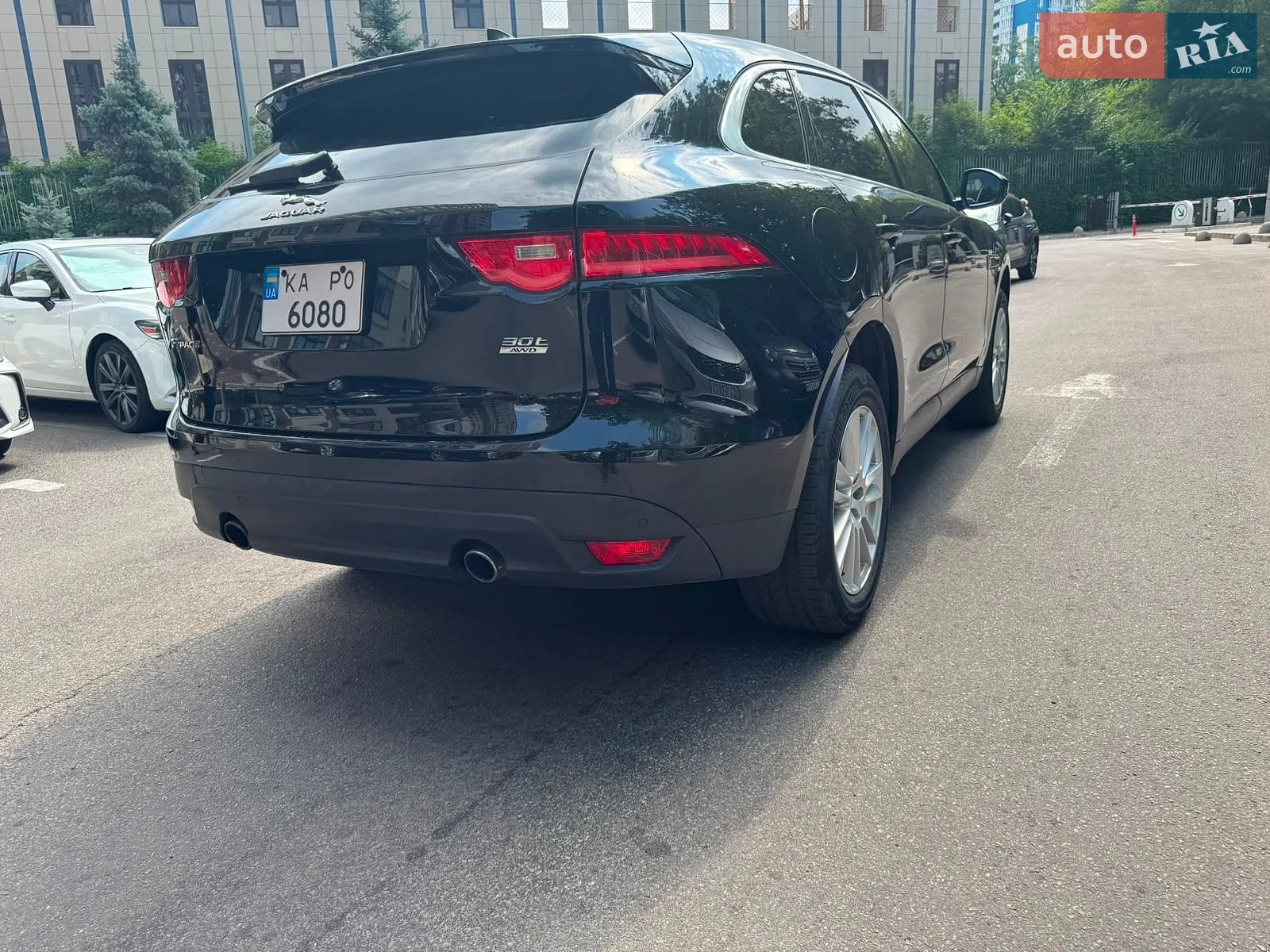 2019 Jaguar F-Pace - мініатюра 2