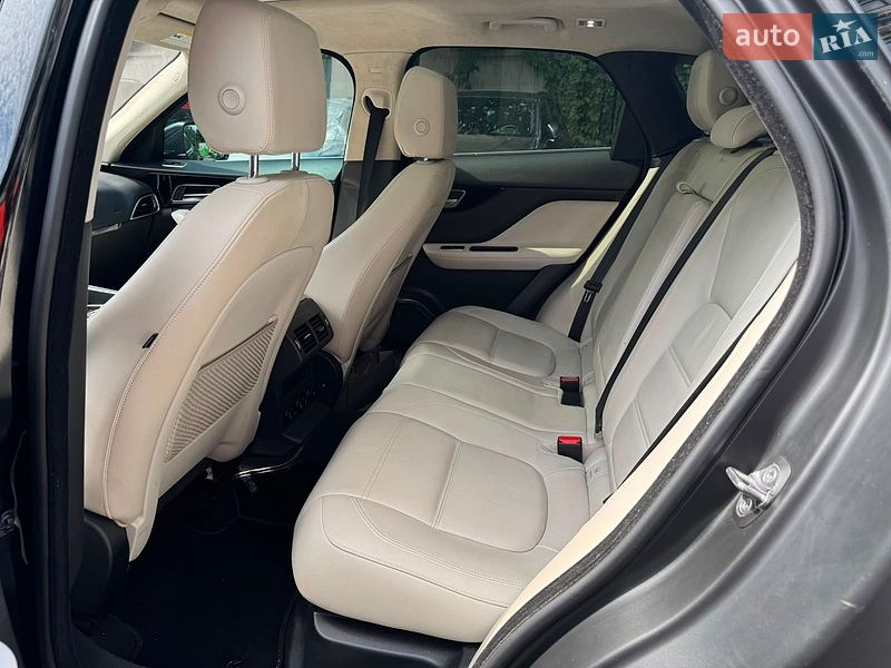 Внедорожник / Кроссовер Jaguar F-Pace 2019 в Киеве