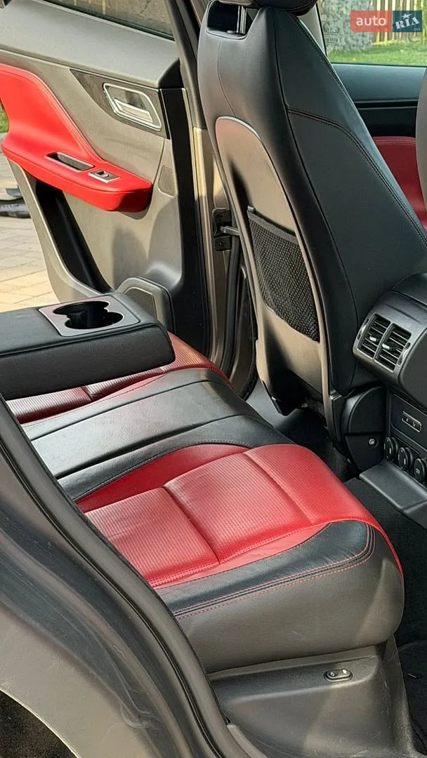 2016 Jaguar F-Pace - мініатюра 62