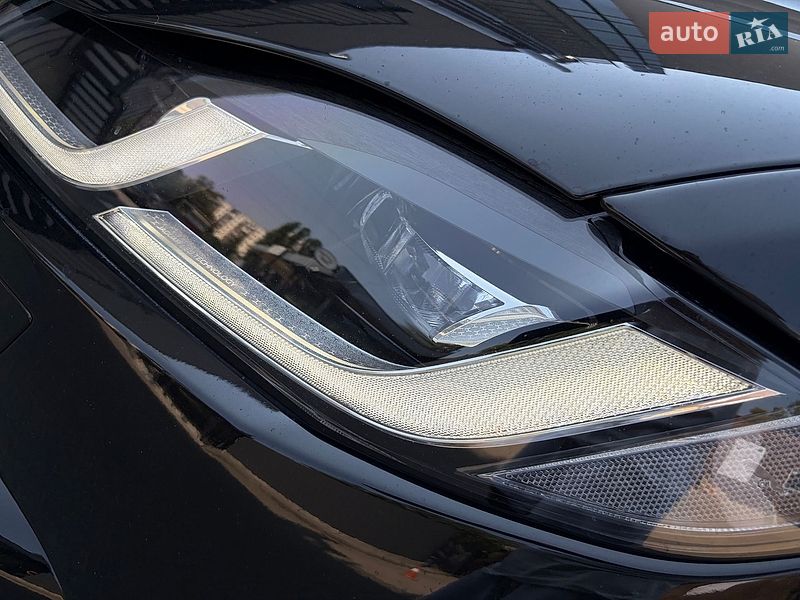 Позашляховик / Кросовер Jaguar F-Pace 2023 в Києві