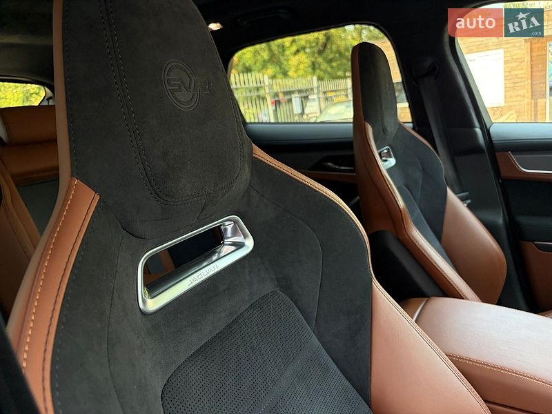Позашляховик / Кросовер Jaguar F-Pace 2023 в Києві