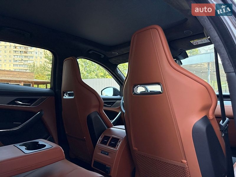 Позашляховик / Кросовер Jaguar F-Pace 2023 в Києві